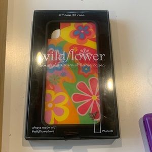Wildflower Flower Power Xr Case